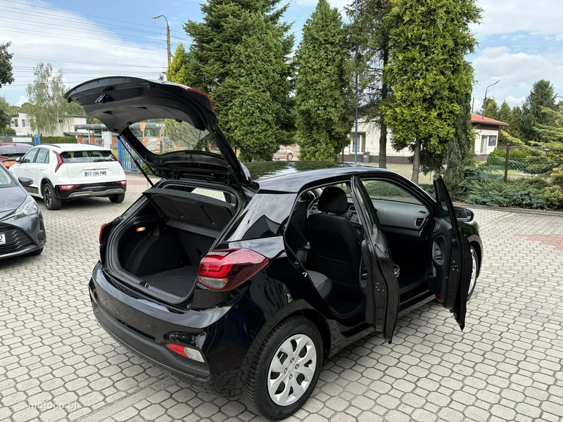 Hyundai i20 35