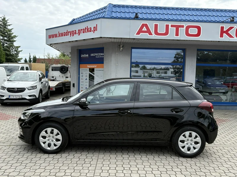 Hyundai i20 9