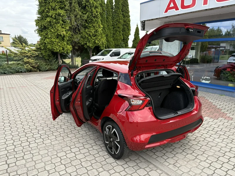 Nissan Micra 32