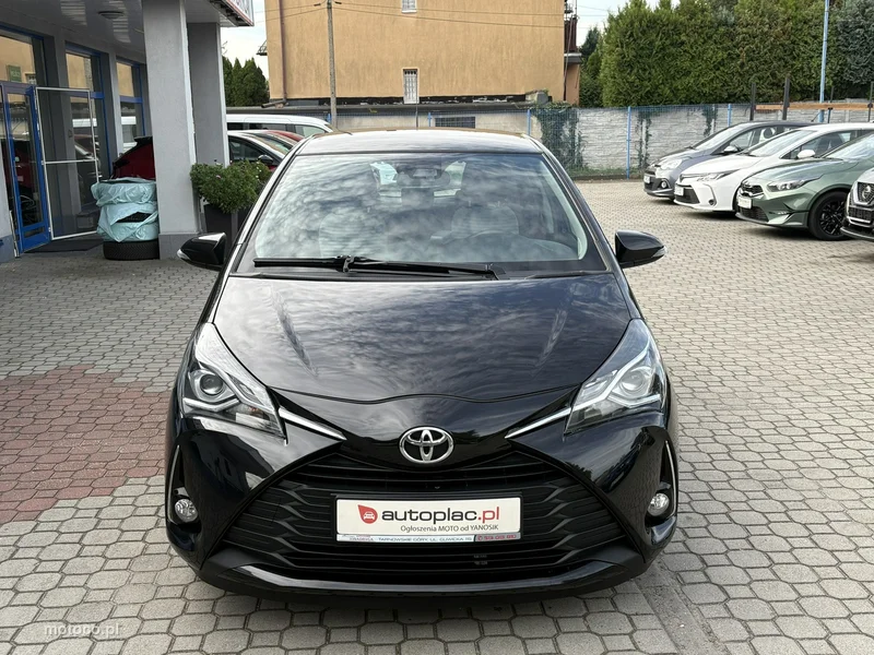 Toyota Yaris XP130 3