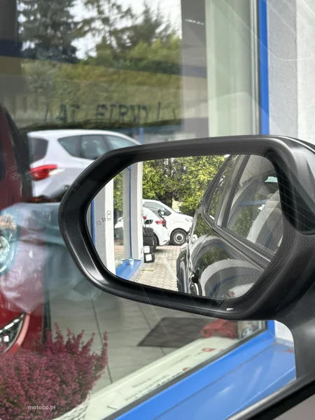 Toyota Yaris Cross XP210 12