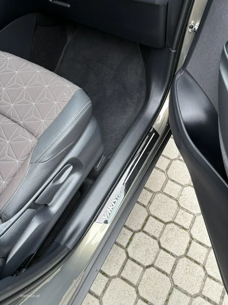 Toyota Yaris Cross XP210 21