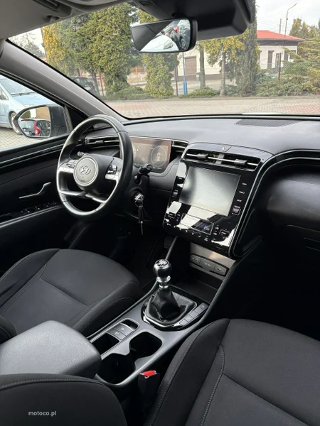 Hyundai TUCSON 10