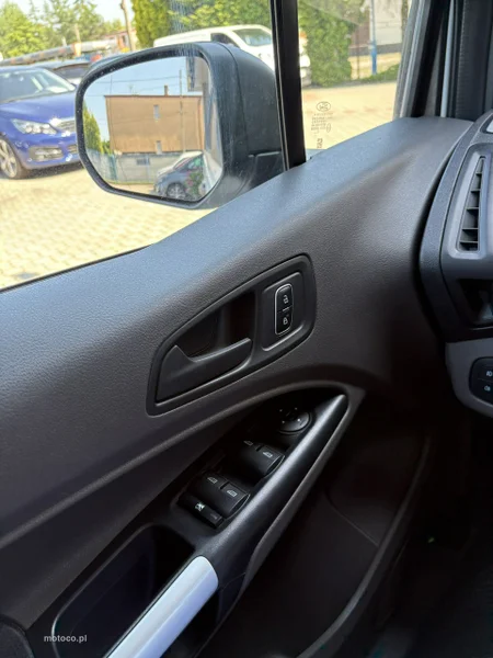 Ford Transit Connect 22