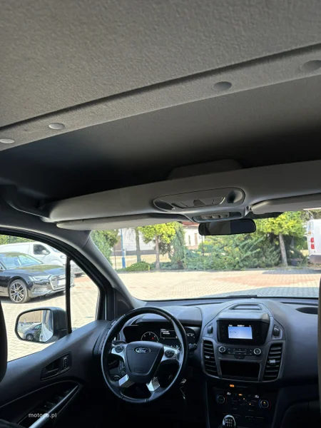 Ford Transit Connect 24