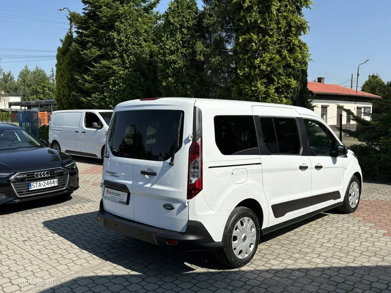 Ford Transit Connect 4