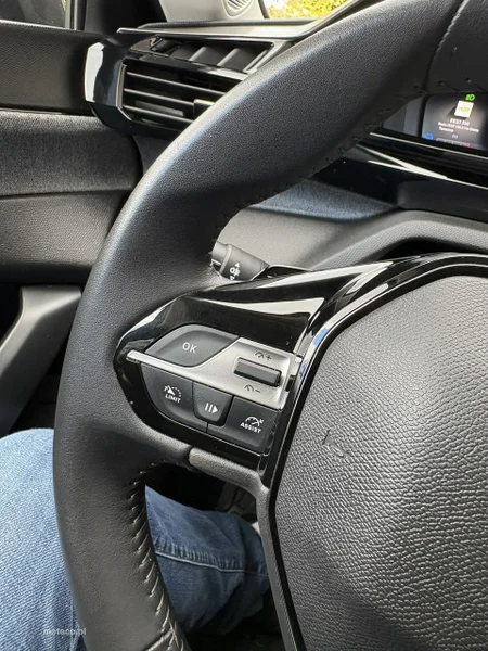 Peugeot 308 24