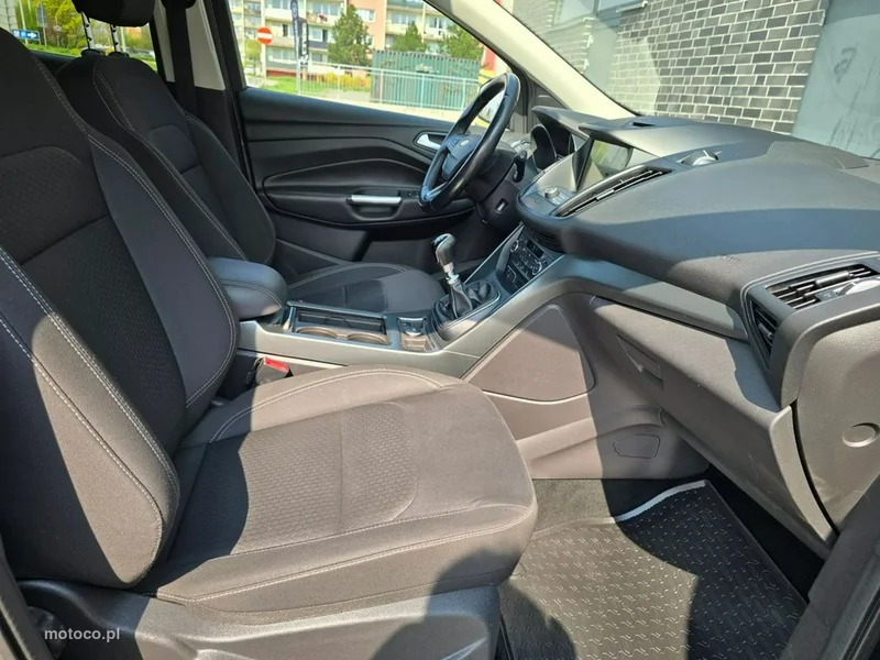 Ford Kuga II 22
