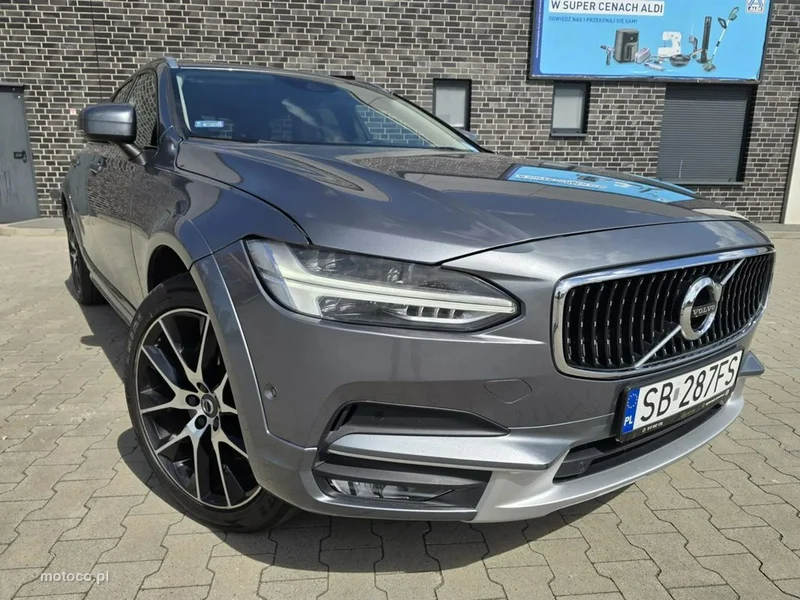 Volvo V90 Cross Country 2