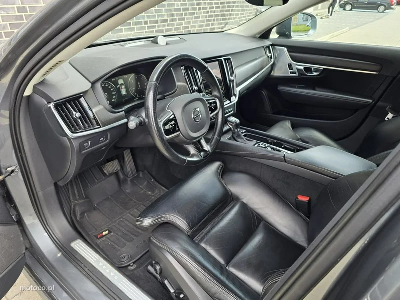Volvo V90 Cross Country 20