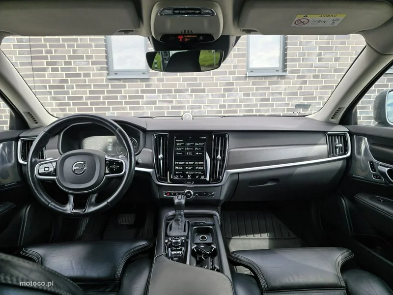 Volvo V90 Cross Country 30