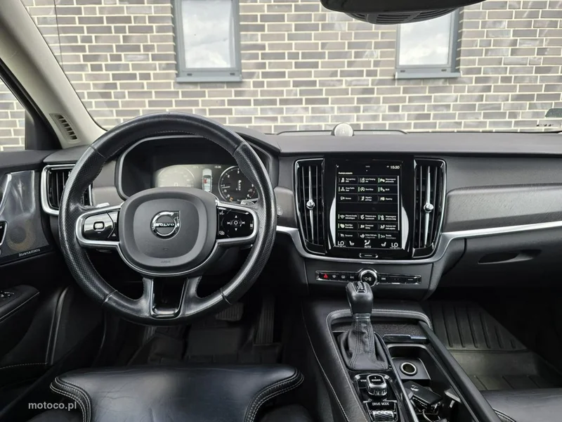 Volvo V90 Cross Country 31