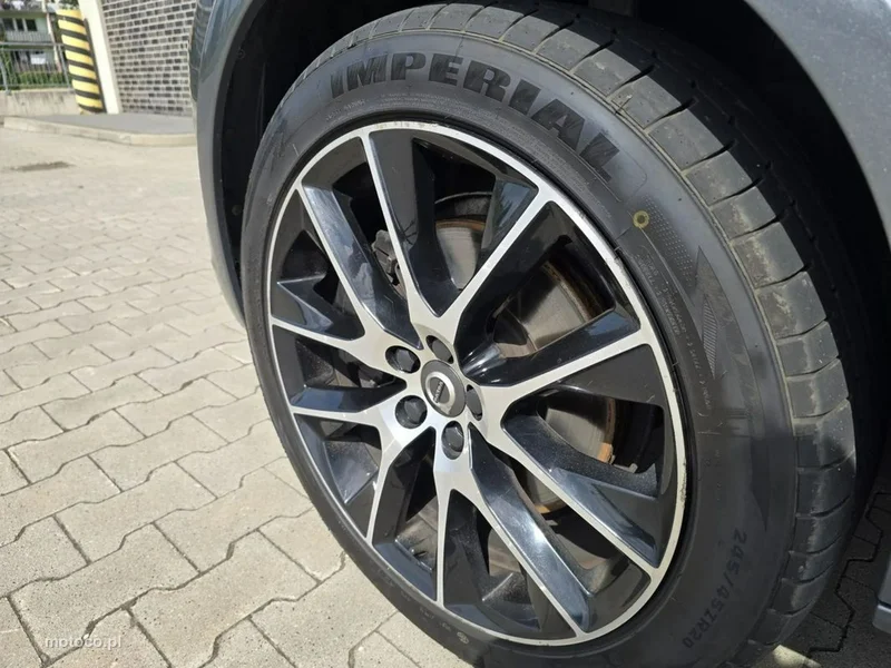 Volvo V90 Cross Country 36