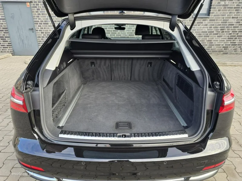 Audi A6 C8 18