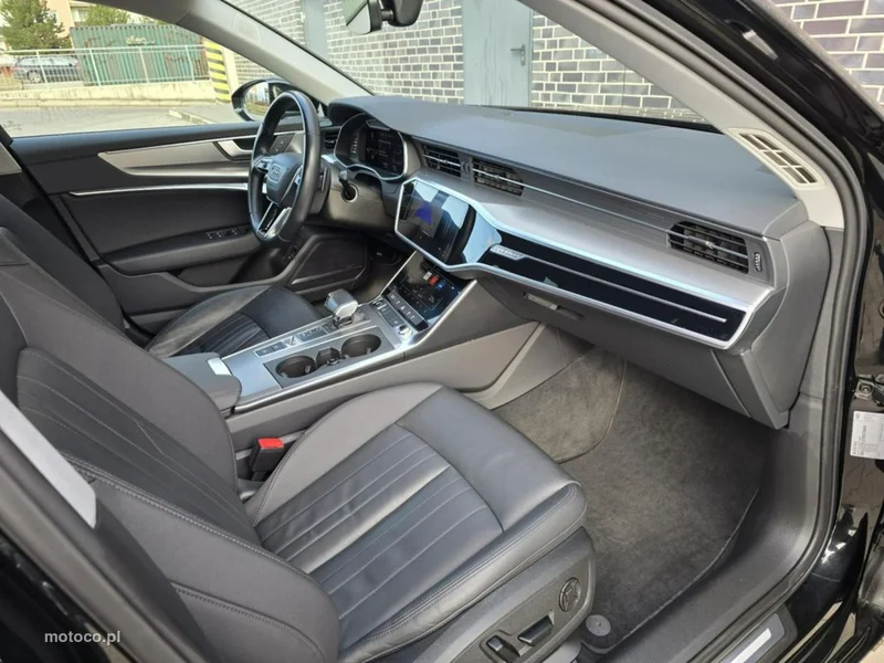 Audi A6 C8 25