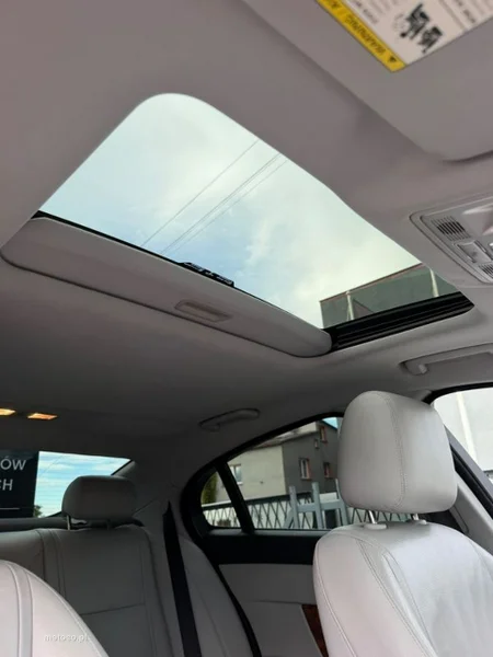 Jaguar XF 31