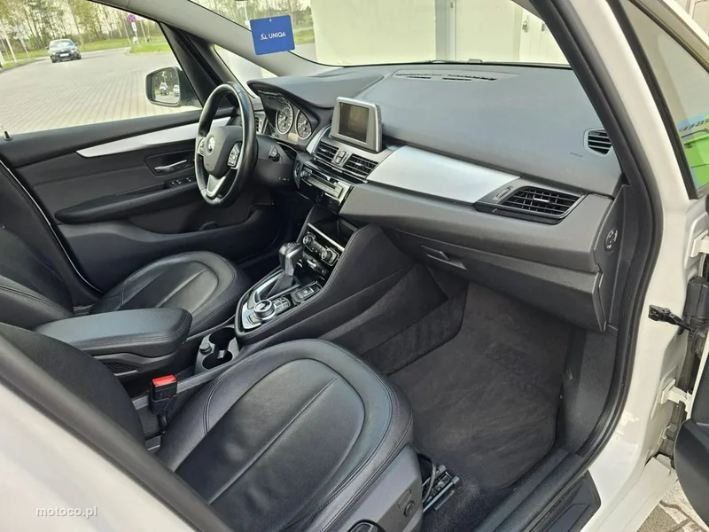 BMW Seria 2 F45 218 22
