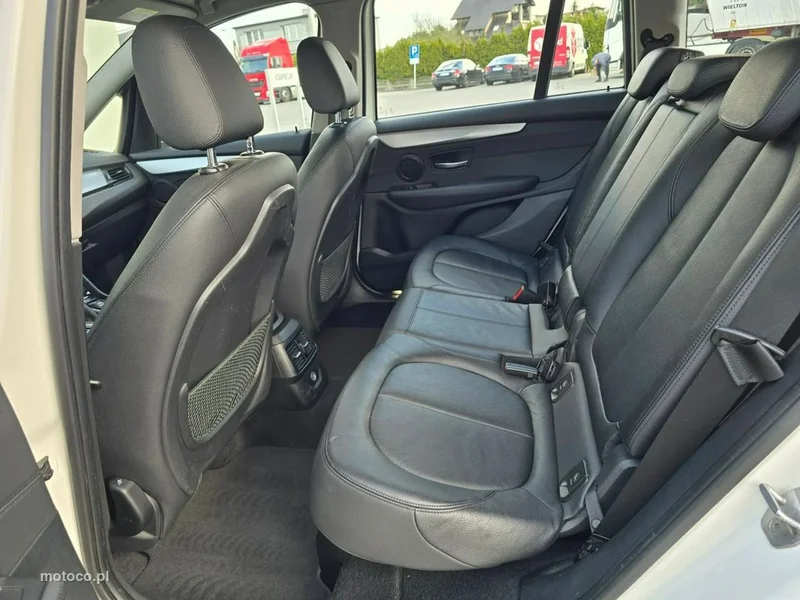 BMW Seria 2 F45 218 27