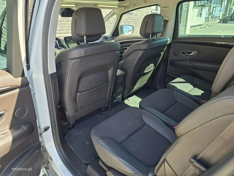 Renault Espace V 26