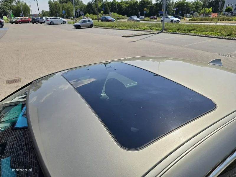 BMW Seria 5 E60 M550i 36