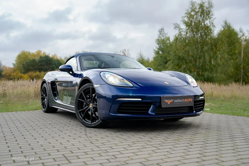 Porsche 718 Boxster 11