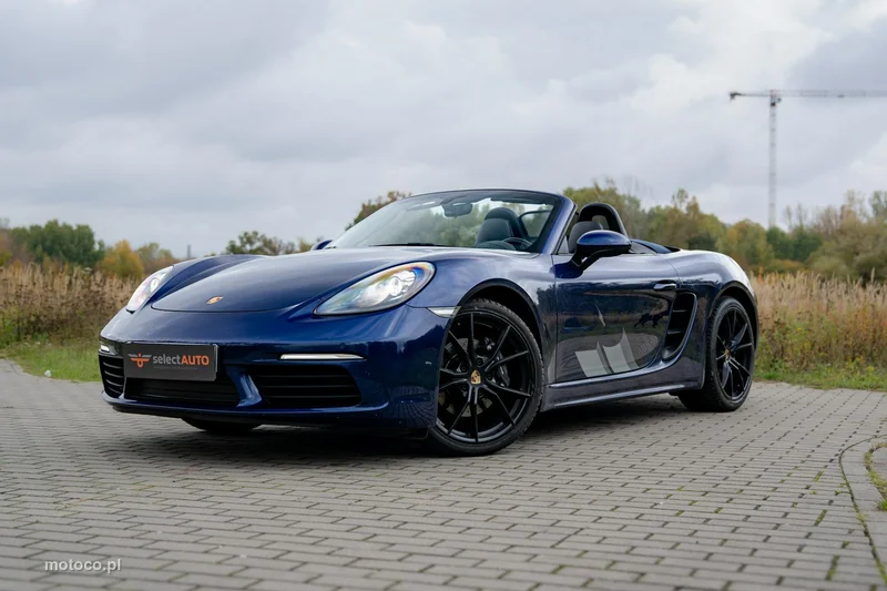 Porsche 718 Boxster 21