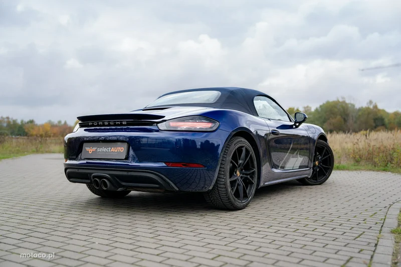 Porsche 718 Boxster 5