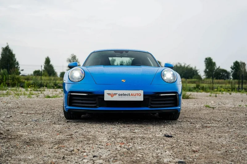 Porsche 911 992 2