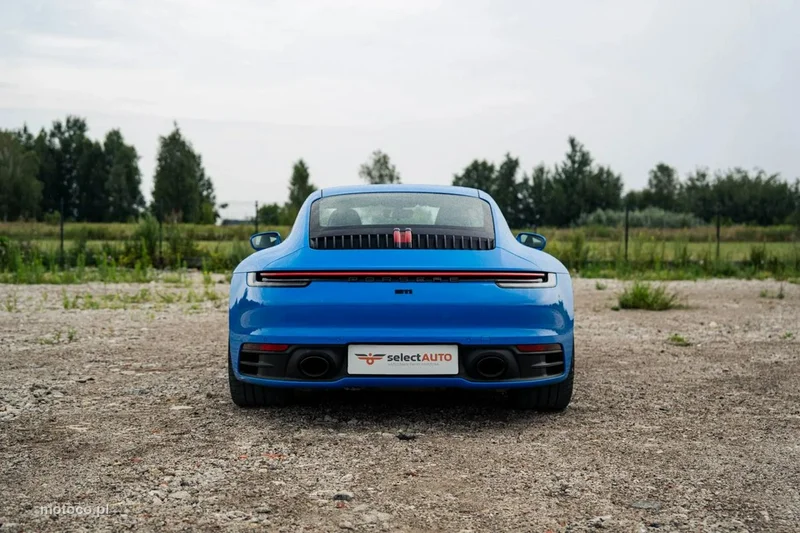 Porsche 911 992 5