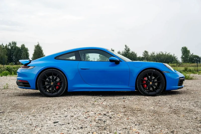 Porsche 911 992 7