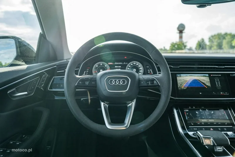 Audi Q8 4M 15