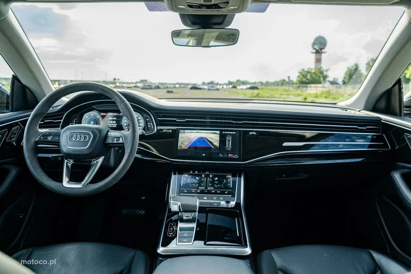 Audi Q8 4M 16