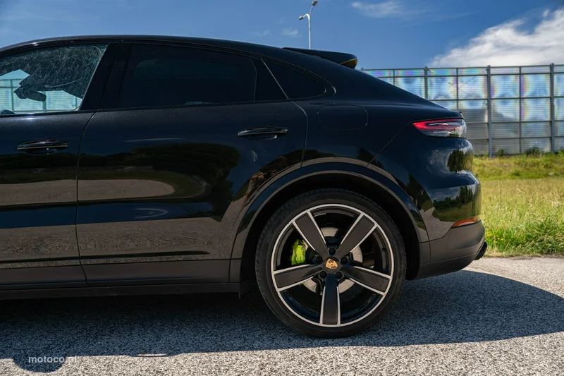 Porsche Cayenne 9YA 12