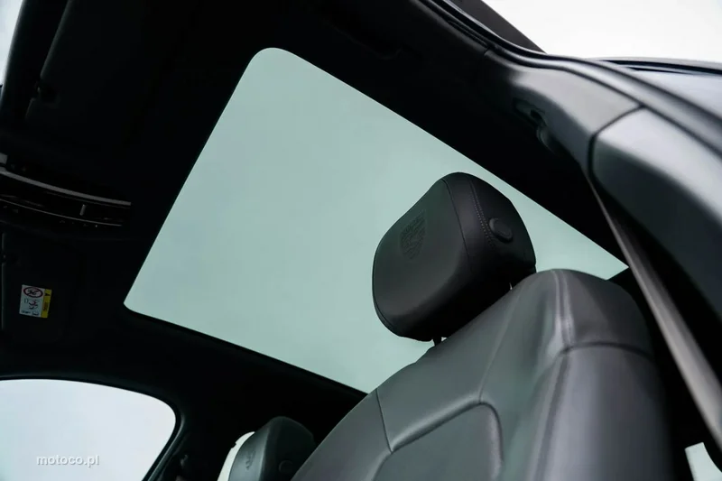 Porsche Cayenne 9YA 22