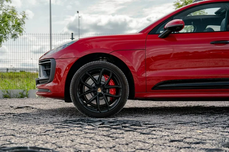 Porsche Macan 95B 11