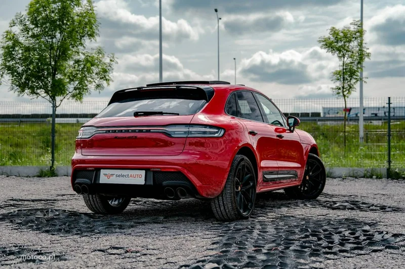 Porsche Macan 95B 6