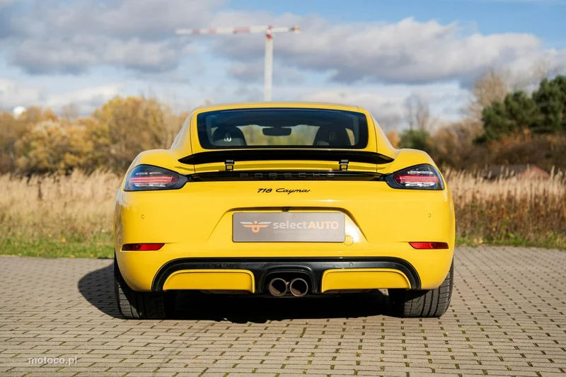 Porsche 718 Cayman 5