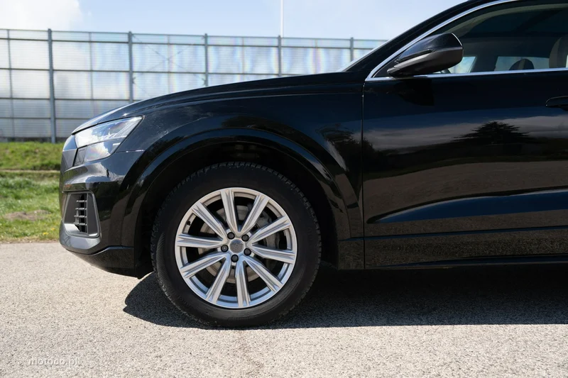 Audi Q8 4M 11