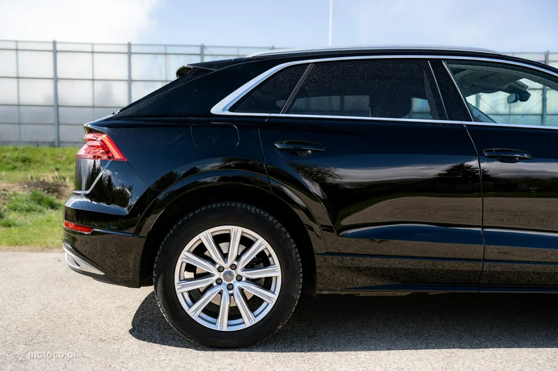 Audi Q8 4M 7
