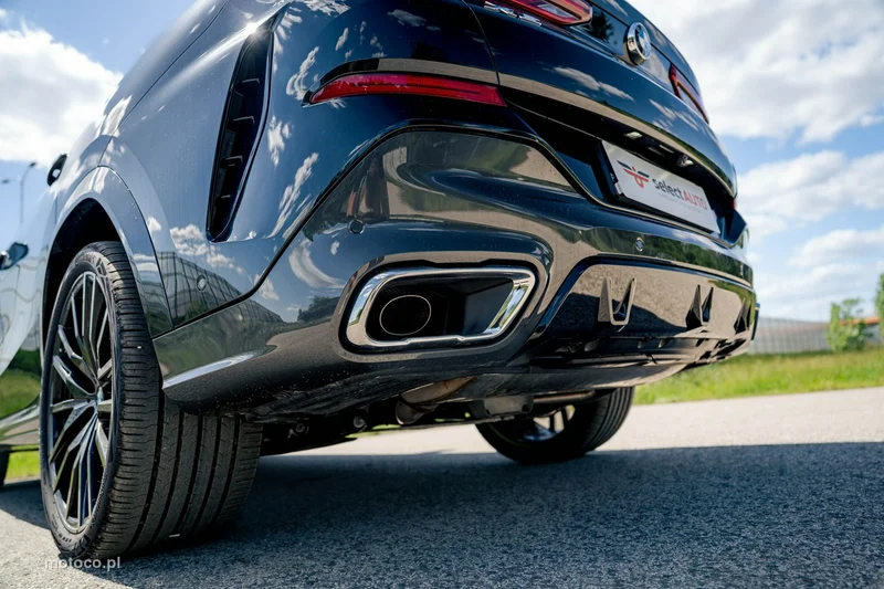 BMW X6 G06 12
