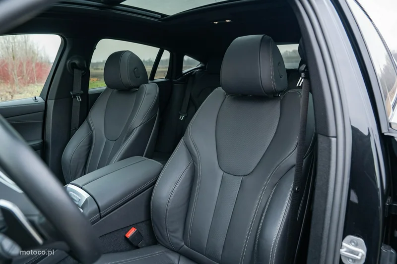 BMW X6 G06 24