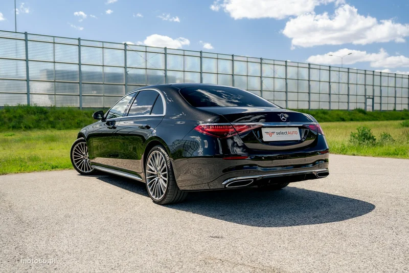 Mercedes-Benz Klasa S W223 S 400 3