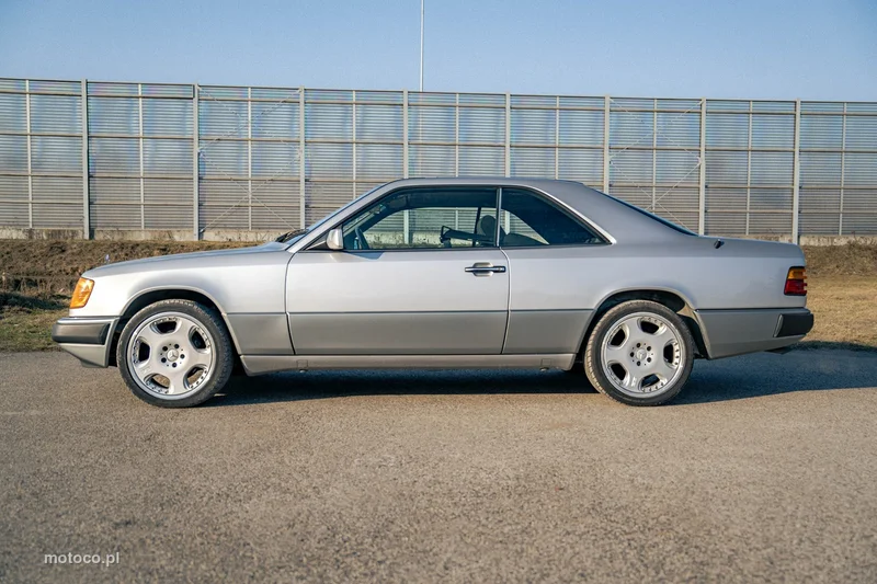 Mercedes-Benz Klasa E W124 E 320 10