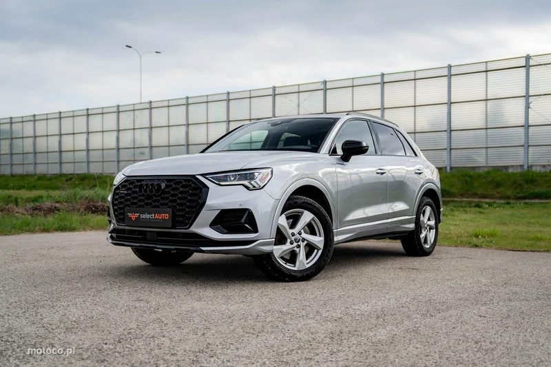 Audi Q3 F3