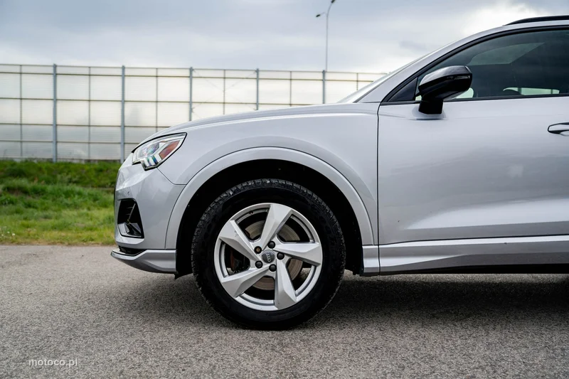 Audi Q3 F3 11
