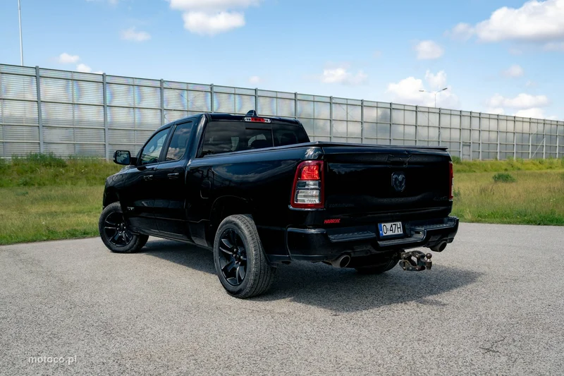 RAM 1500 2