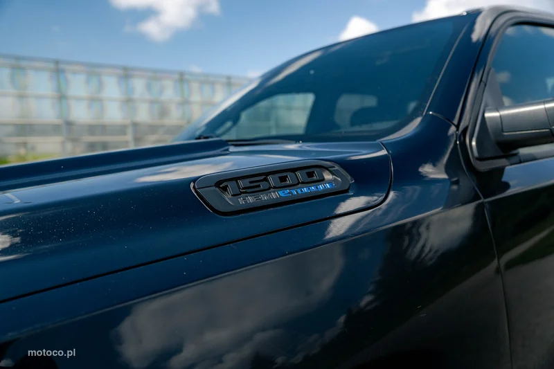 RAM 1500 11