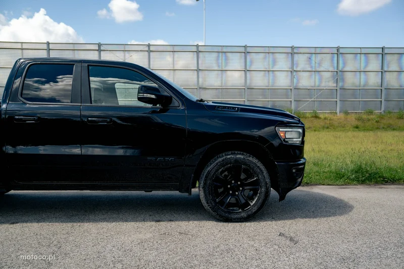 RAM 1500 6