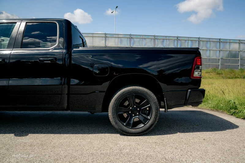 RAM 1500 10