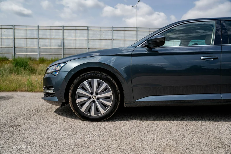 Skoda Superb III 11